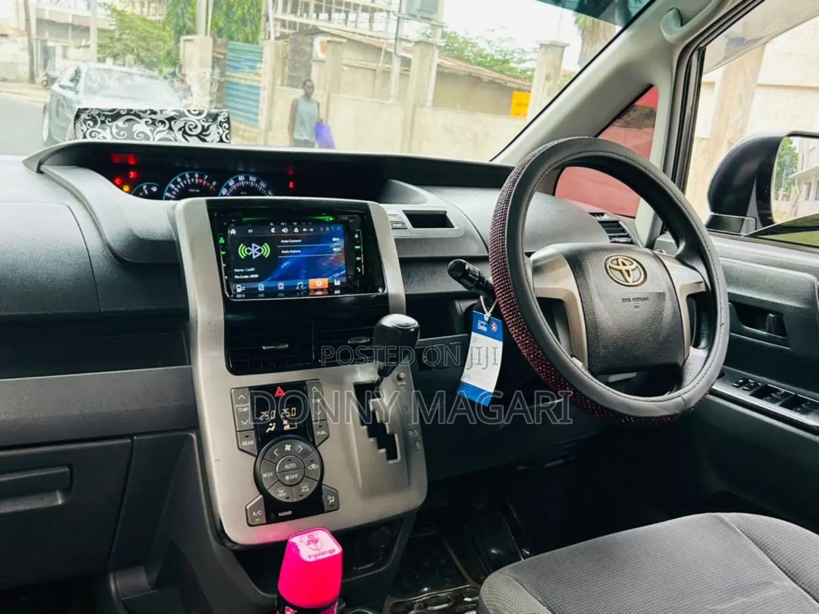 Toyota Noah 2008 Gray