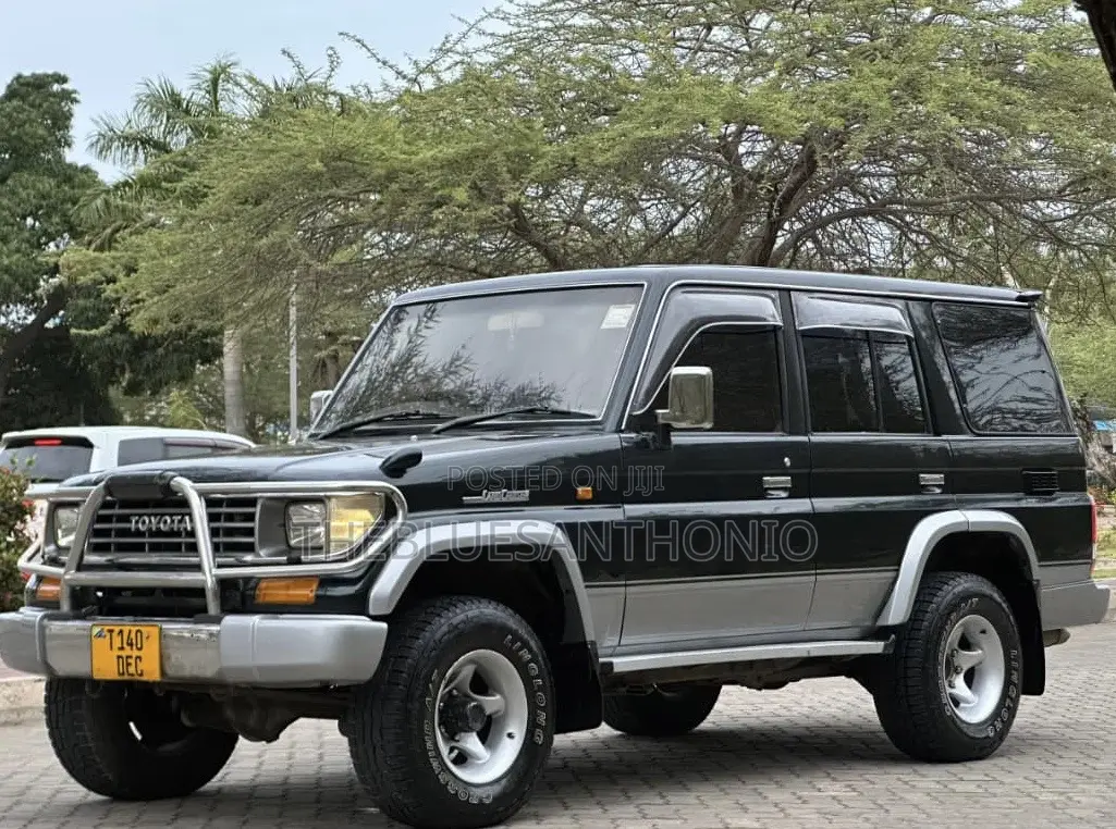 Toyota Land Cruiser Prado 1996 Green