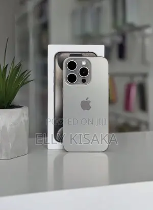 New Apple iPhone 15 Pro 256 GB Silver