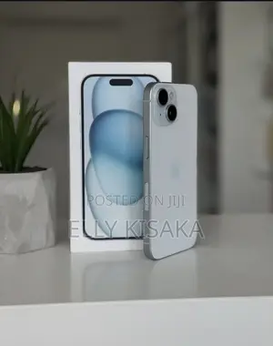 New Apple iPhone 15 128 GB White