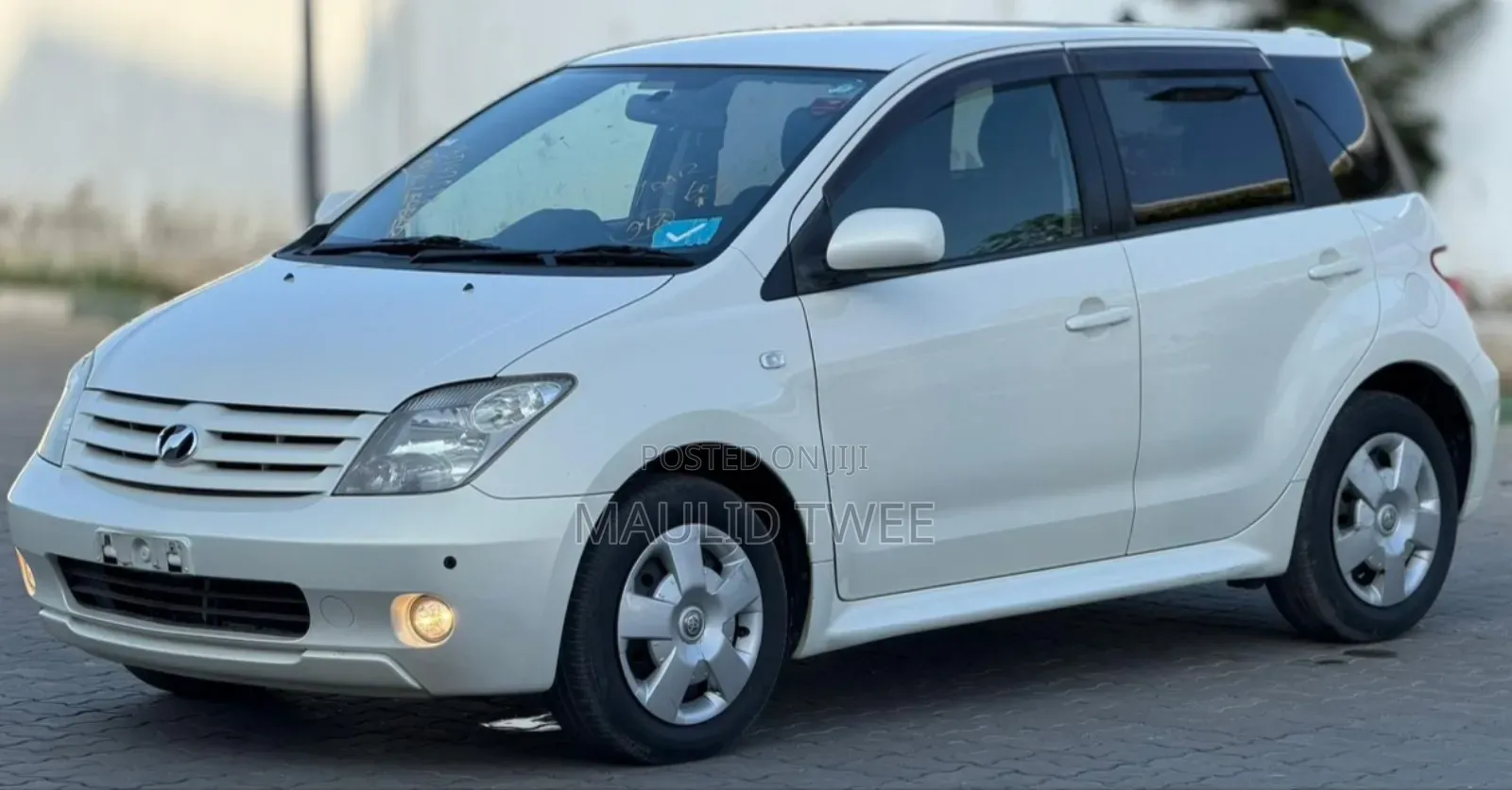 Toyota IST 2006 White