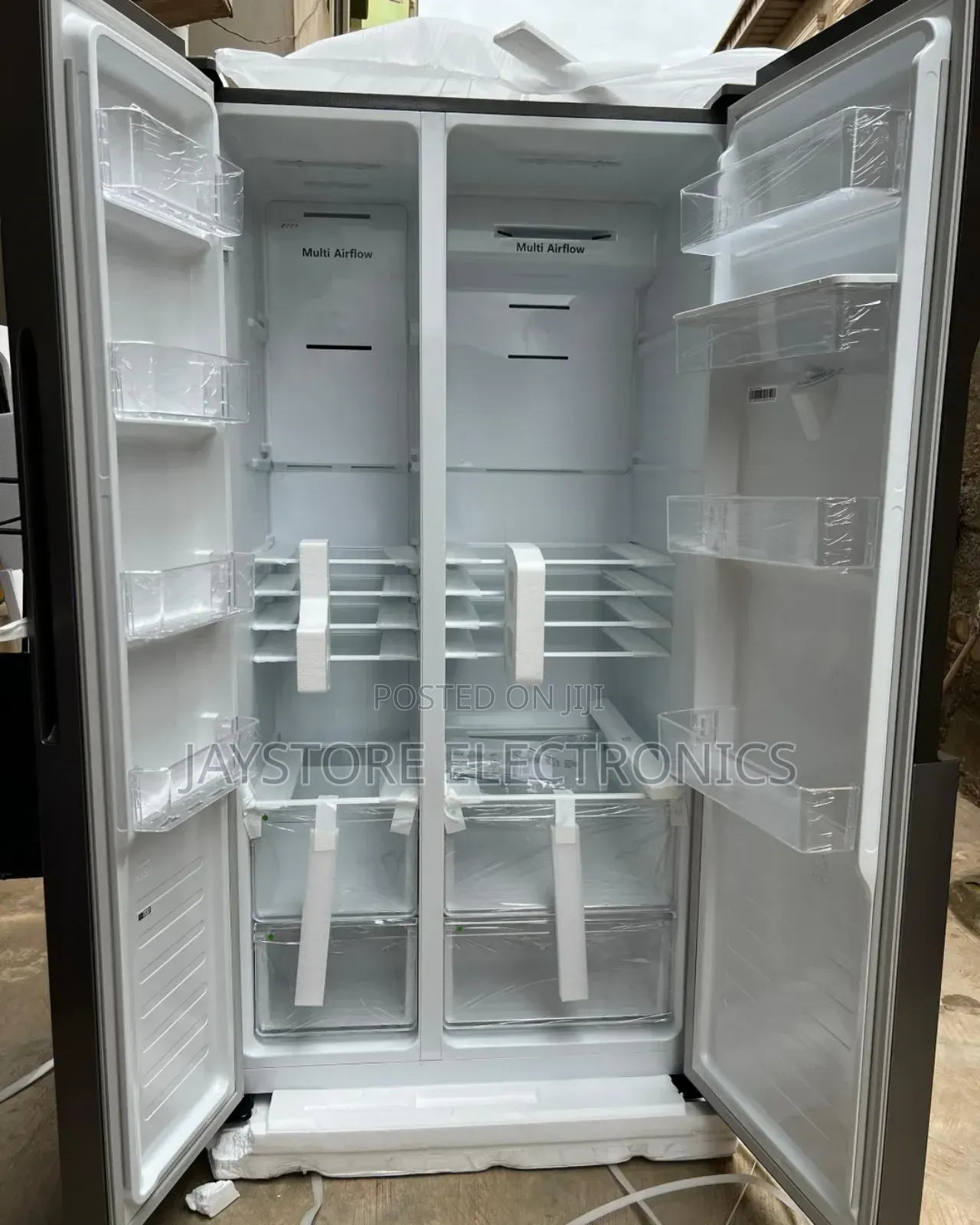 Hisense Refrigerator 529l Side by Side Doors + Water Dispenser