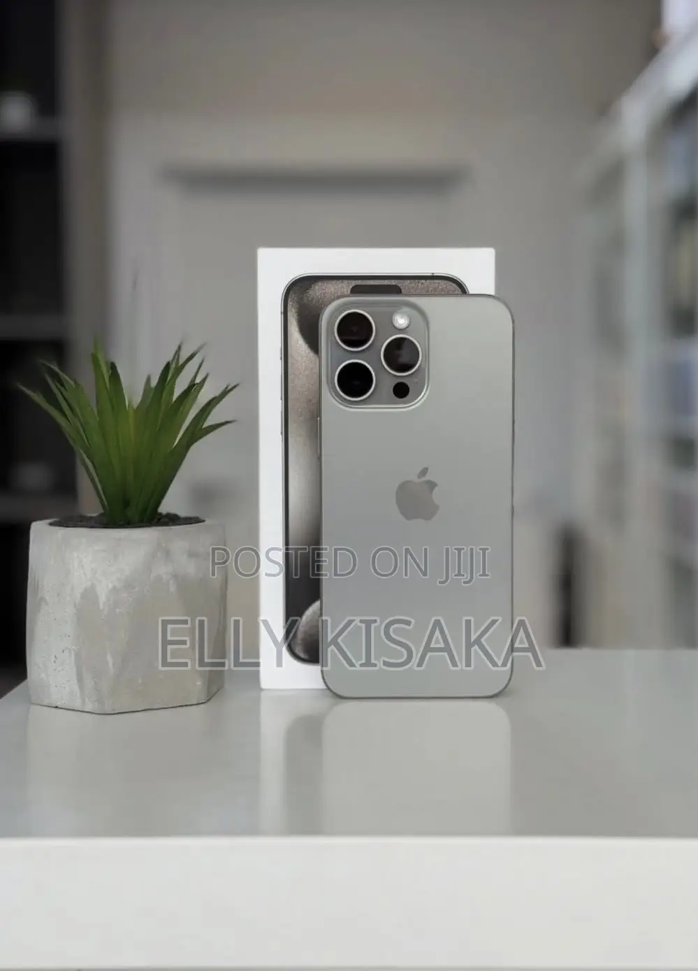 New Apple iPhone 15 Pro Max 256 GB Silver