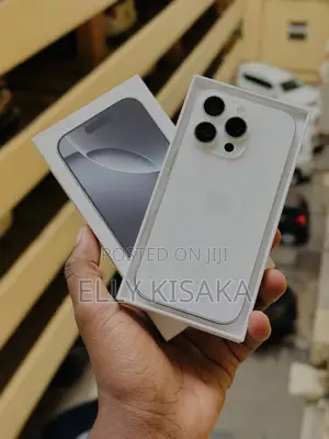 New Apple iPhone 16 Pro 256 GB Silver