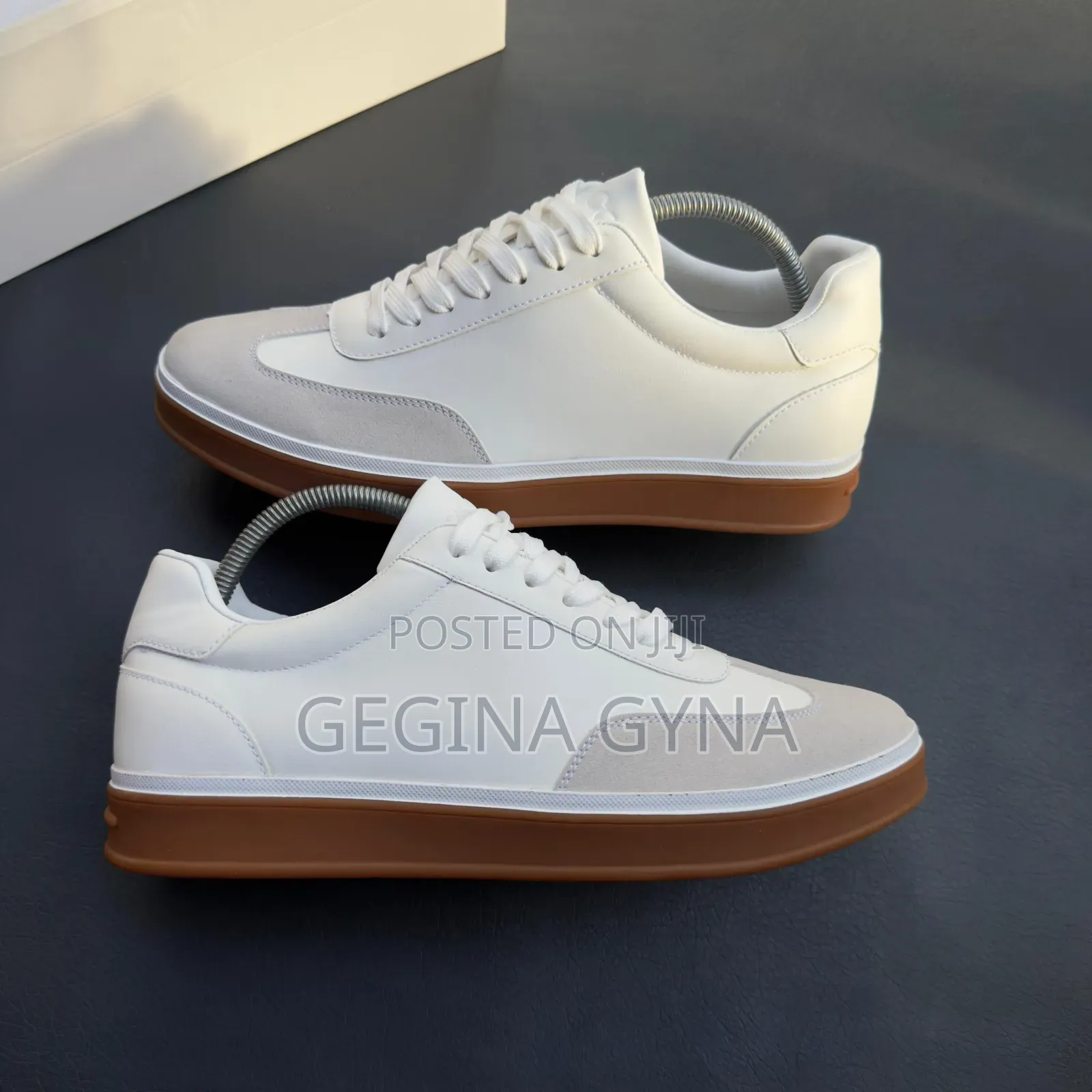 Quality Sneakers Available Material Top Notch