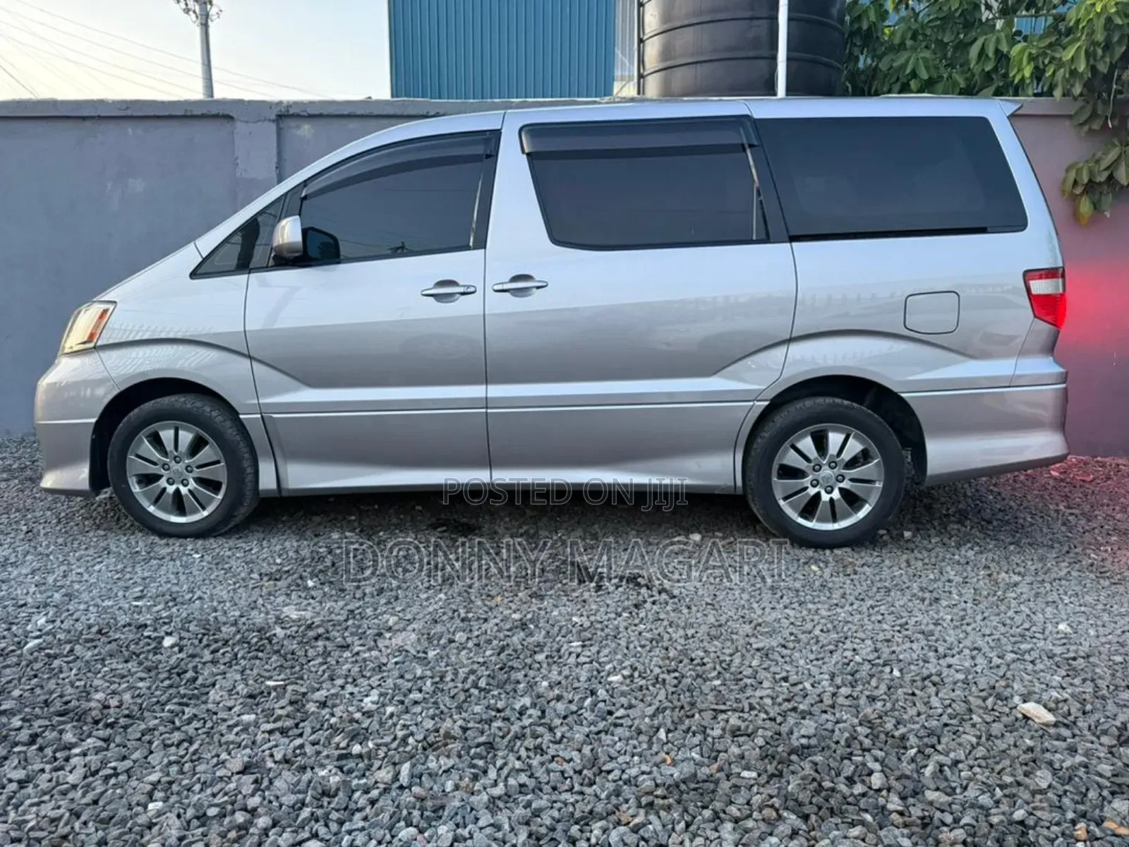 Toyota Alphard 2004 Silver