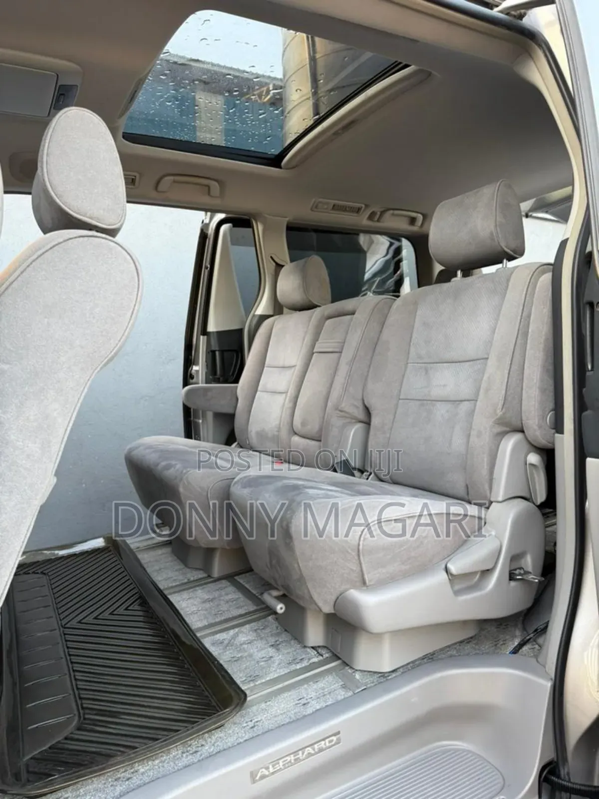 Toyota Alphard 2004 Silver