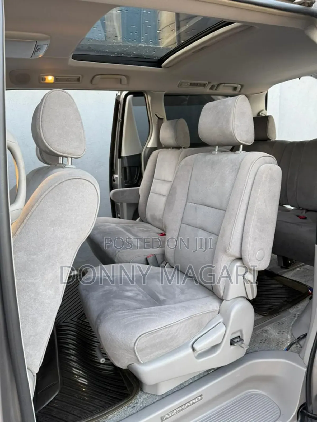Toyota Alphard 2004 Silver