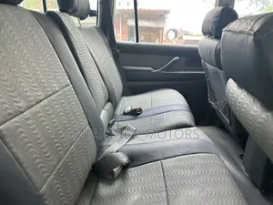 Toyota Land Cruiser 79 Series 1999 Gray