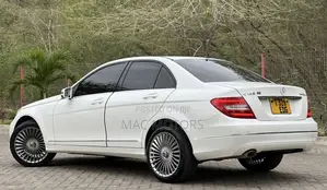 Mercedes-Benz C200 2012 White