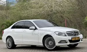 Mercedes-Benz C200 2012 White