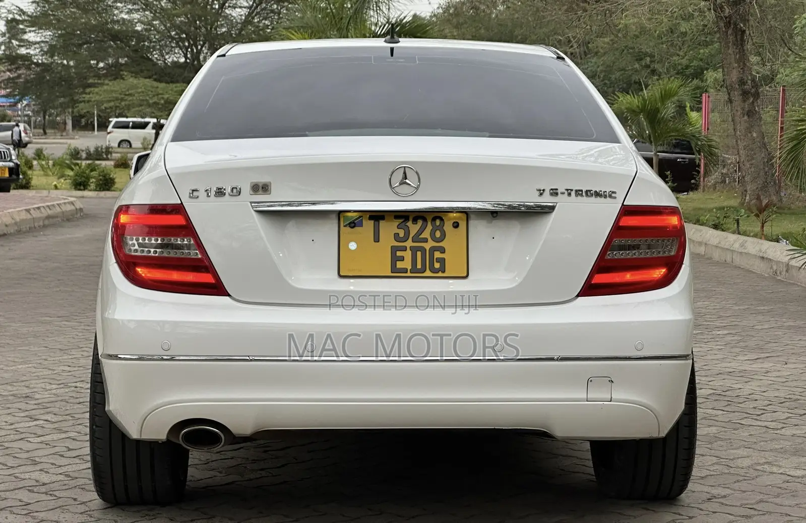 Mercedes-Benz C200 2012 White