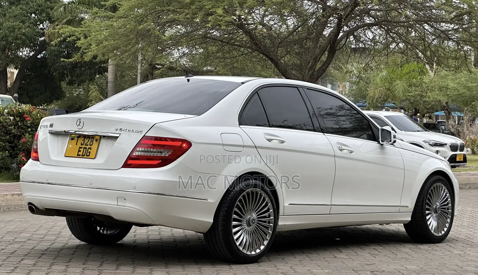 Mercedes-Benz C200 2012 White