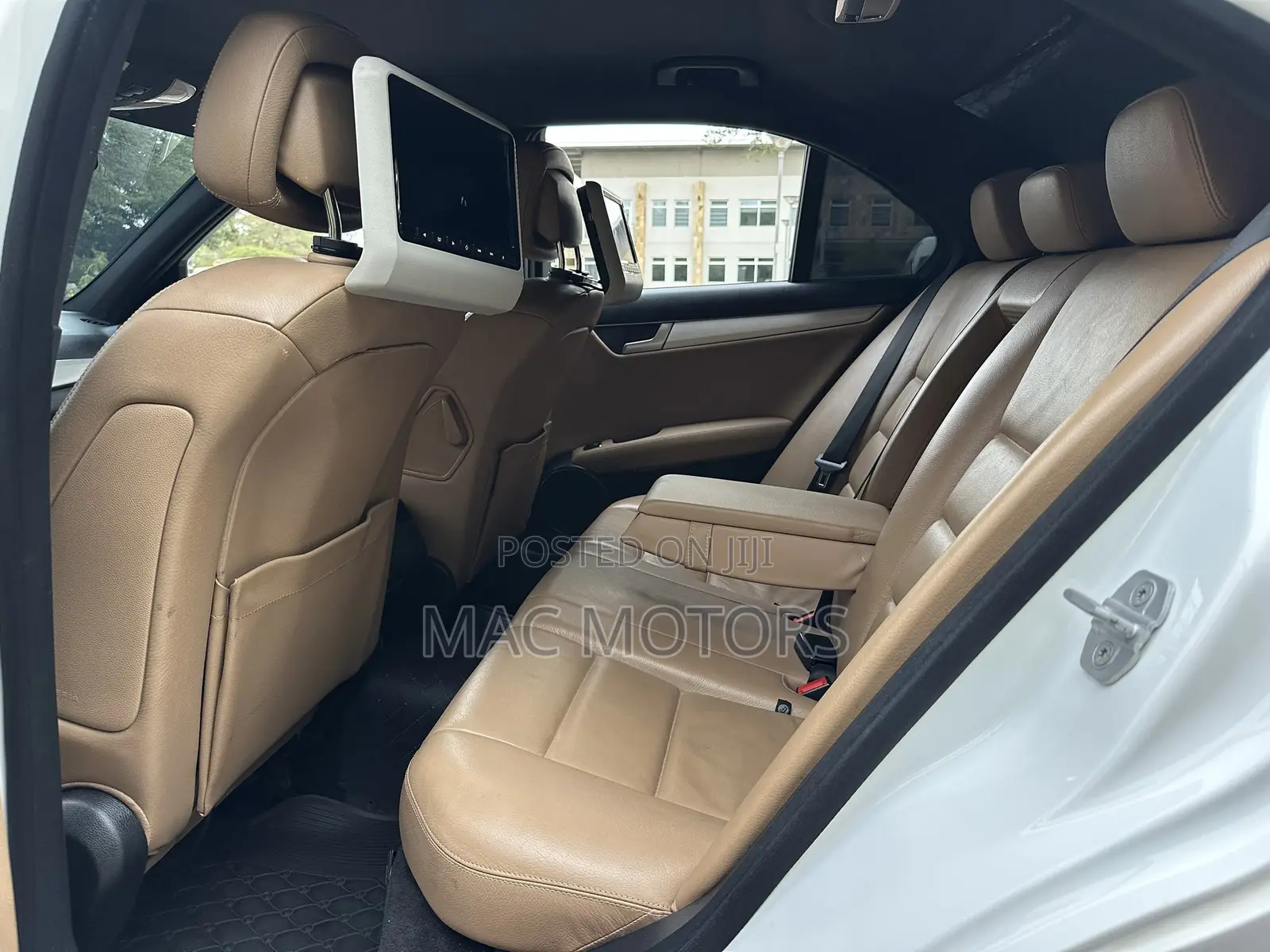 Mercedes-Benz C200 2012 White