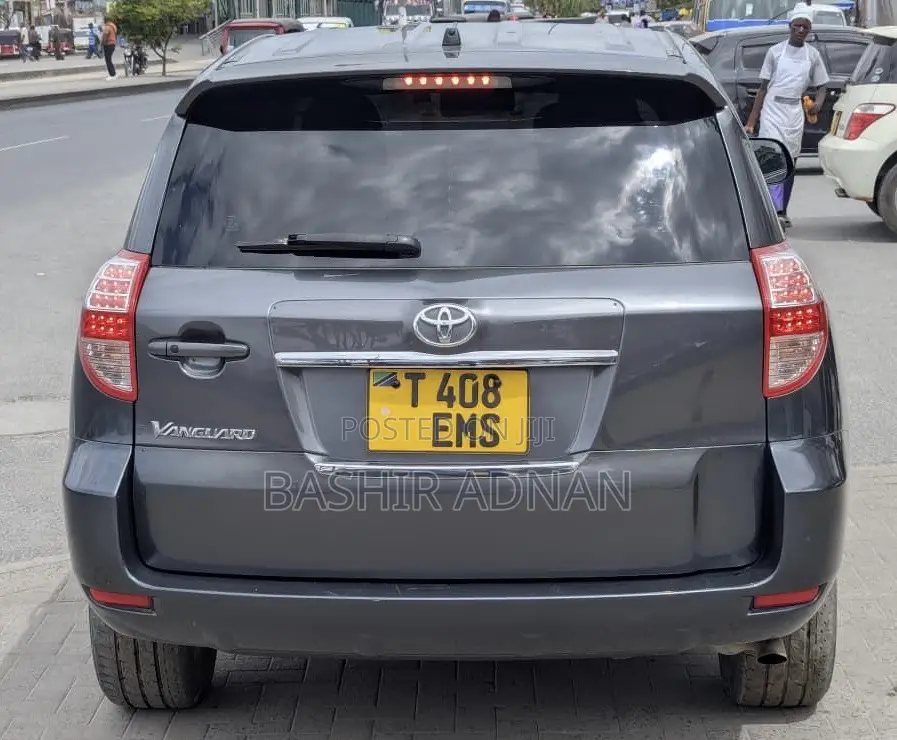 Toyota Vanguard 2008 Gray
