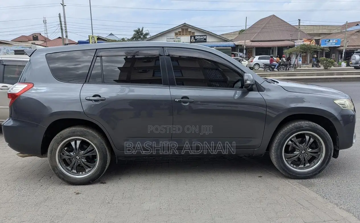 Toyota Vanguard 2008 Gray