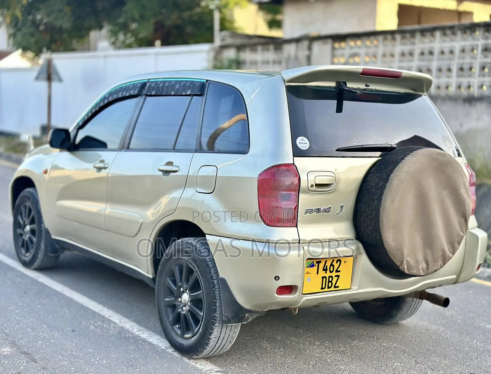 Toyota RAV4 Automatic 2003 Gold