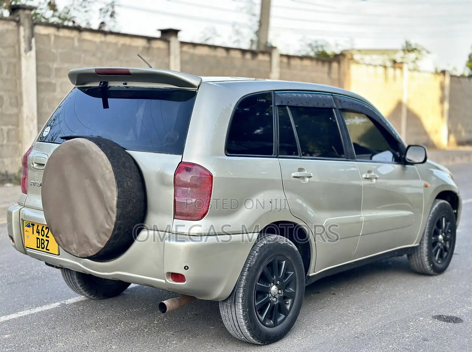 Toyota RAV4 Automatic 2003 Gold