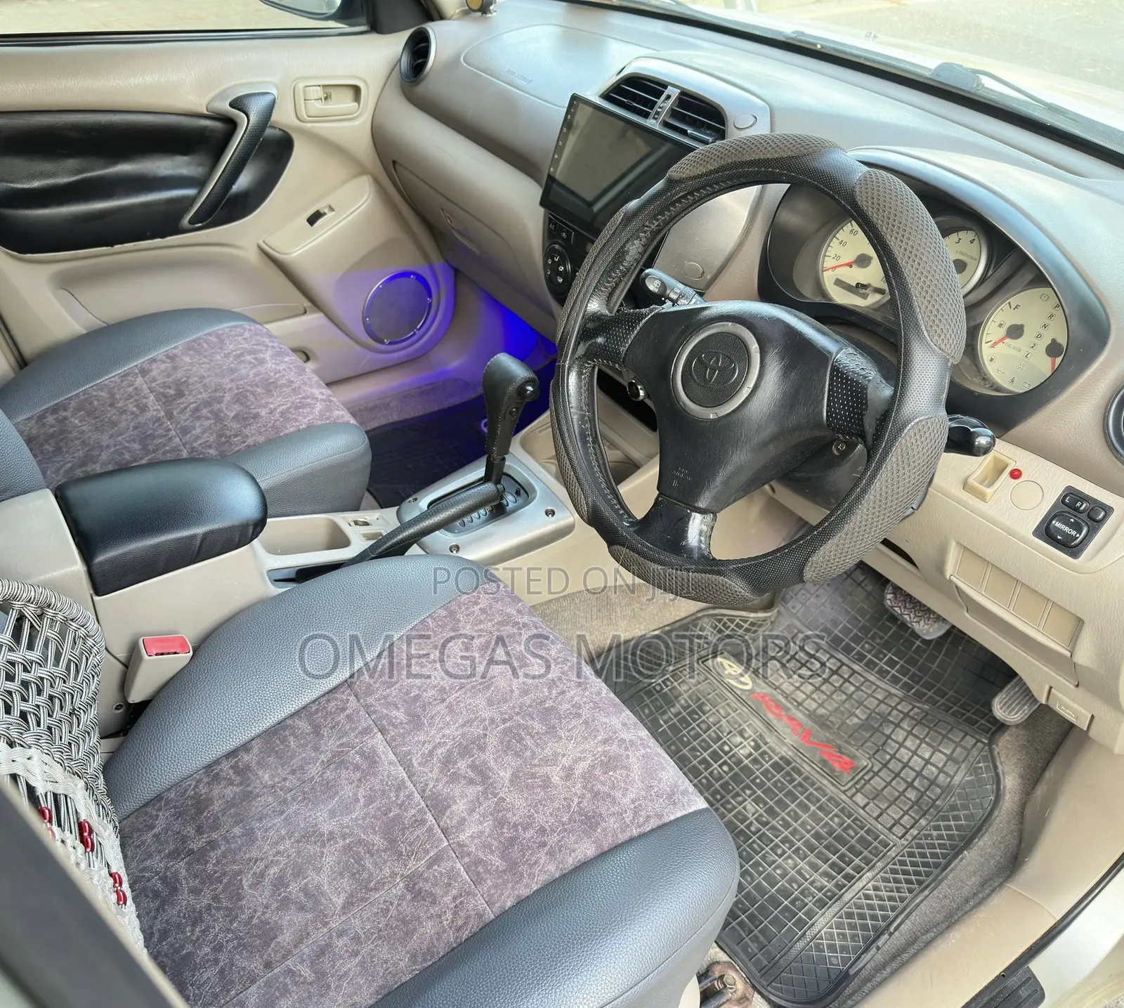 Toyota RAV4 Automatic 2003 Gold