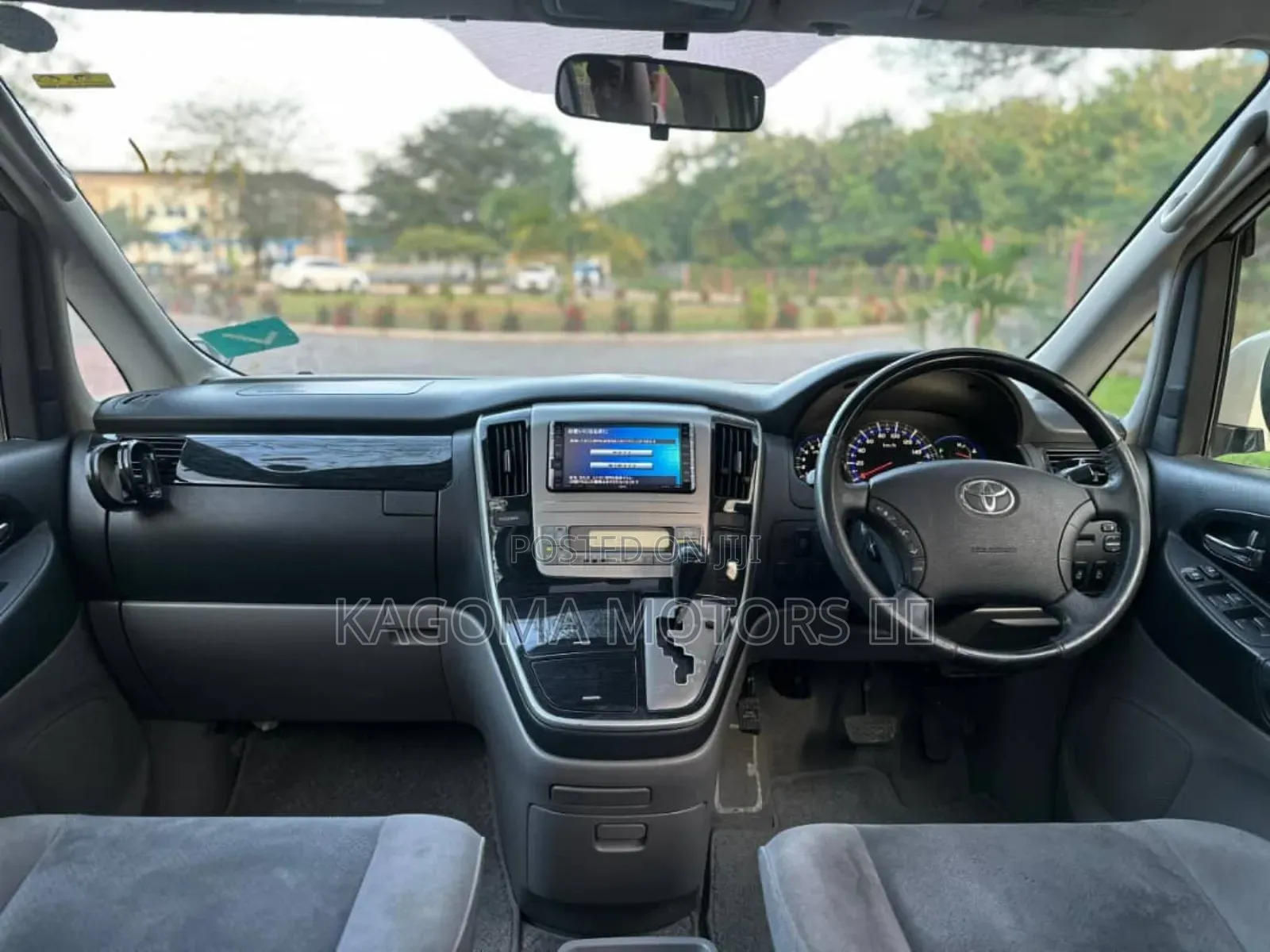 Toyota Alphard 2006 White