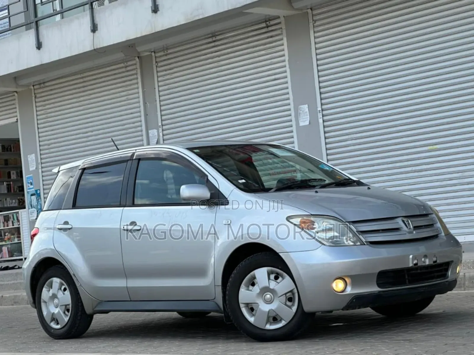 Toyota Crown 2004 Silver