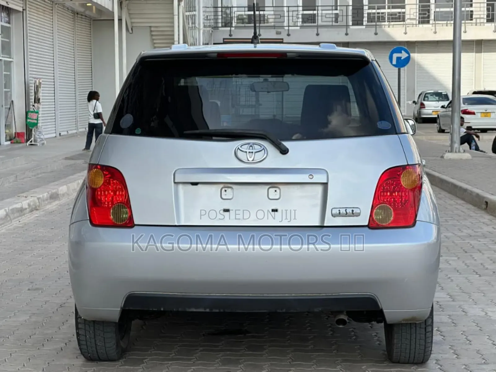 Toyota Crown 2004 Silver