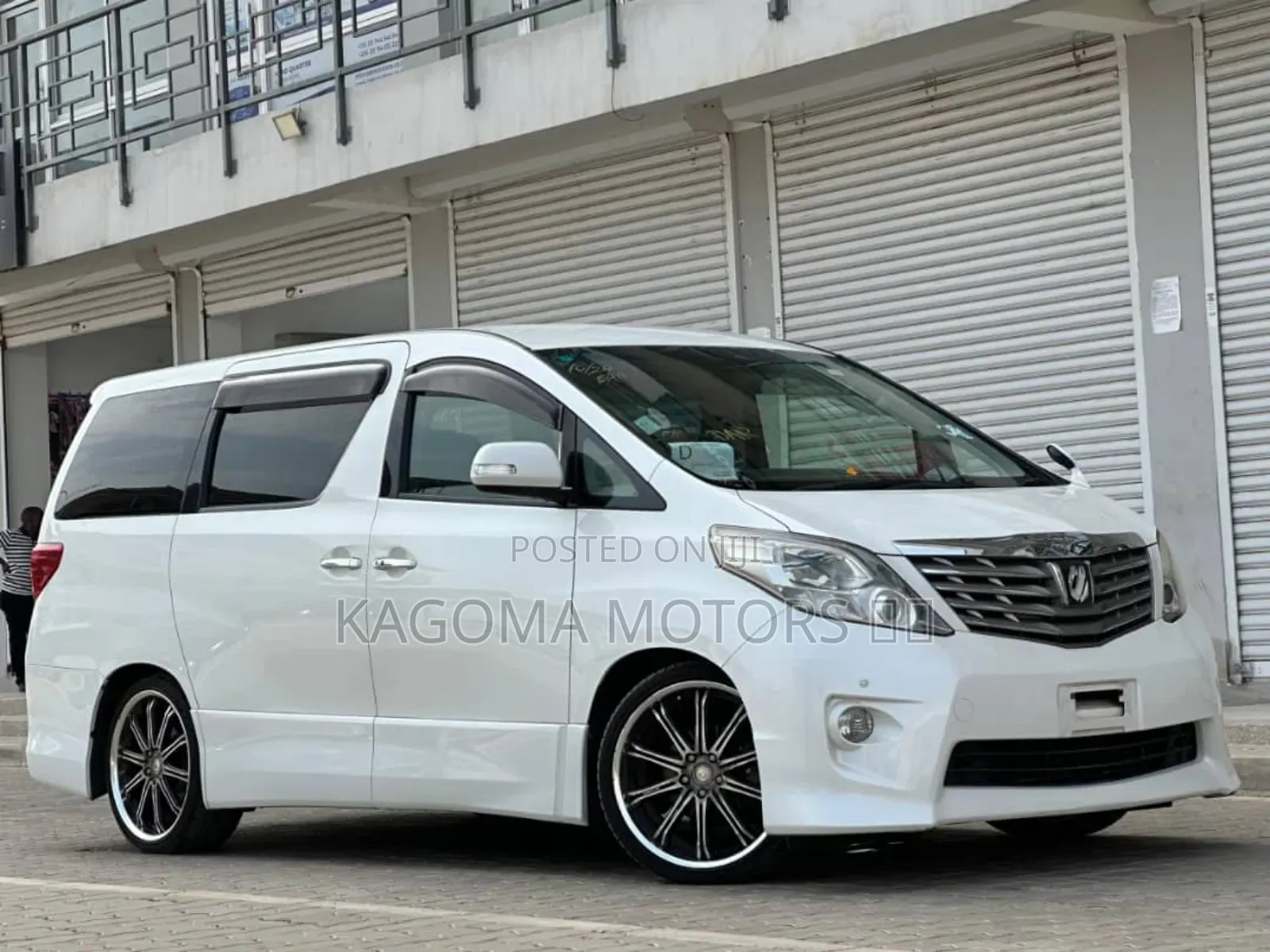 Toyota Alphard 2011 White