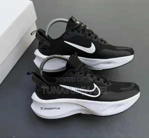 Zoom Nike X Sneakers 