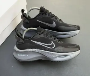 Zoom Nike X Sneakers 