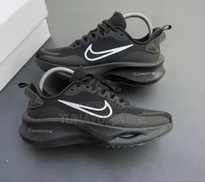 Zoom Nike X Sneakers 