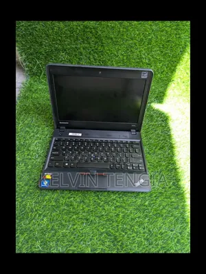 Laptop Lenovo ThinkPad X131e 4GB Intel Core 2 Duo HDD 500GB