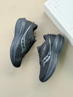 Nike Saucony (Sneakers )