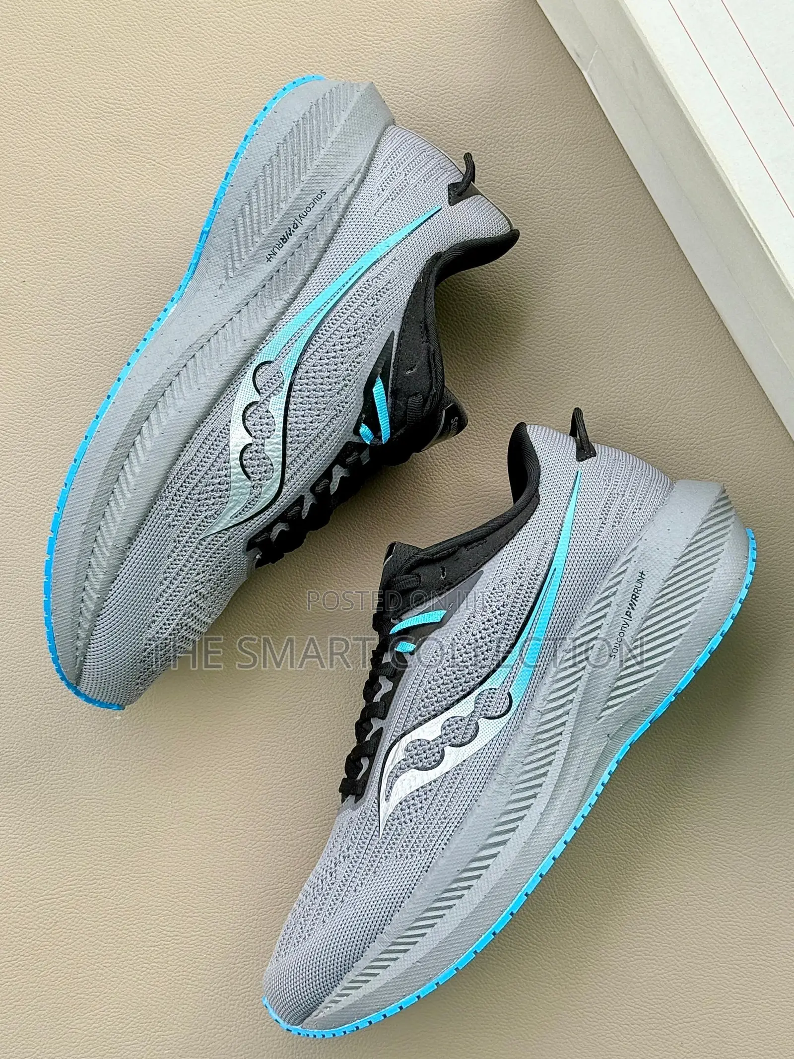 Nike Saucony (Sneakers )
