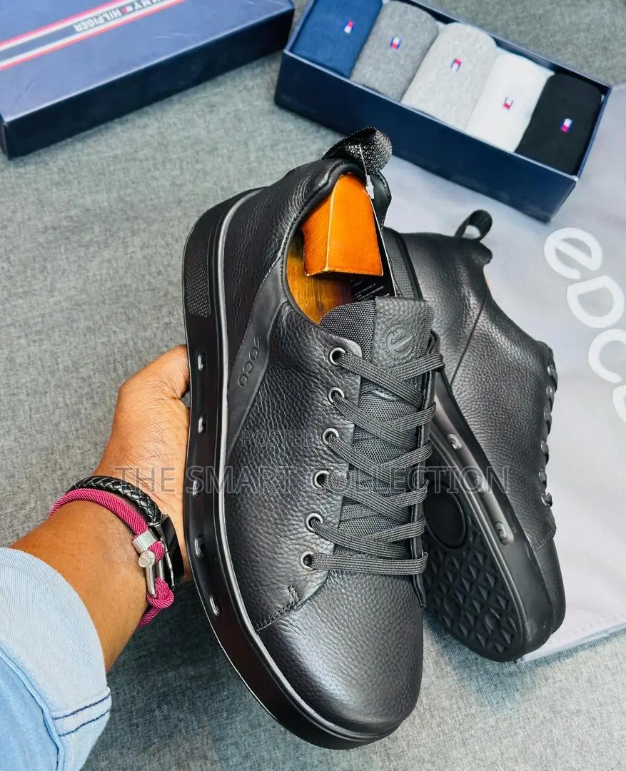 Ecco Full Black Shoes