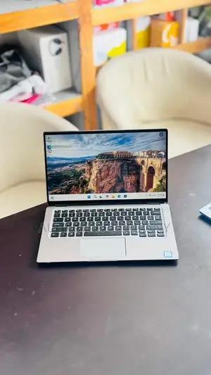 Laptop Dell Latitude 7400 8GB Intel Core I5 SSD 256GB