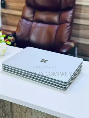 Laptop Microsoft Surface Laptop 2 8GB Intel Core I5 SSD 256GB