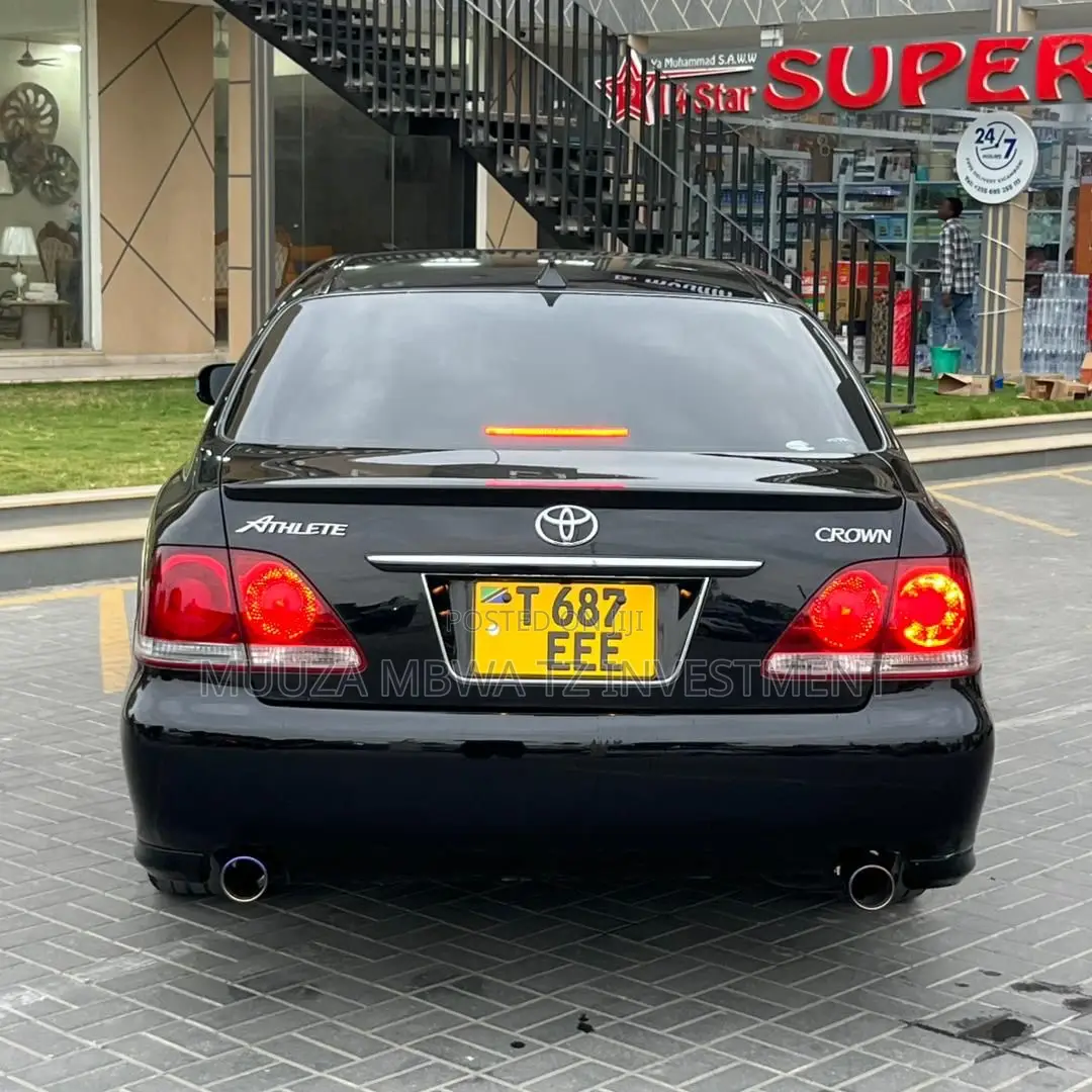 Toyota Crown 2006 Black