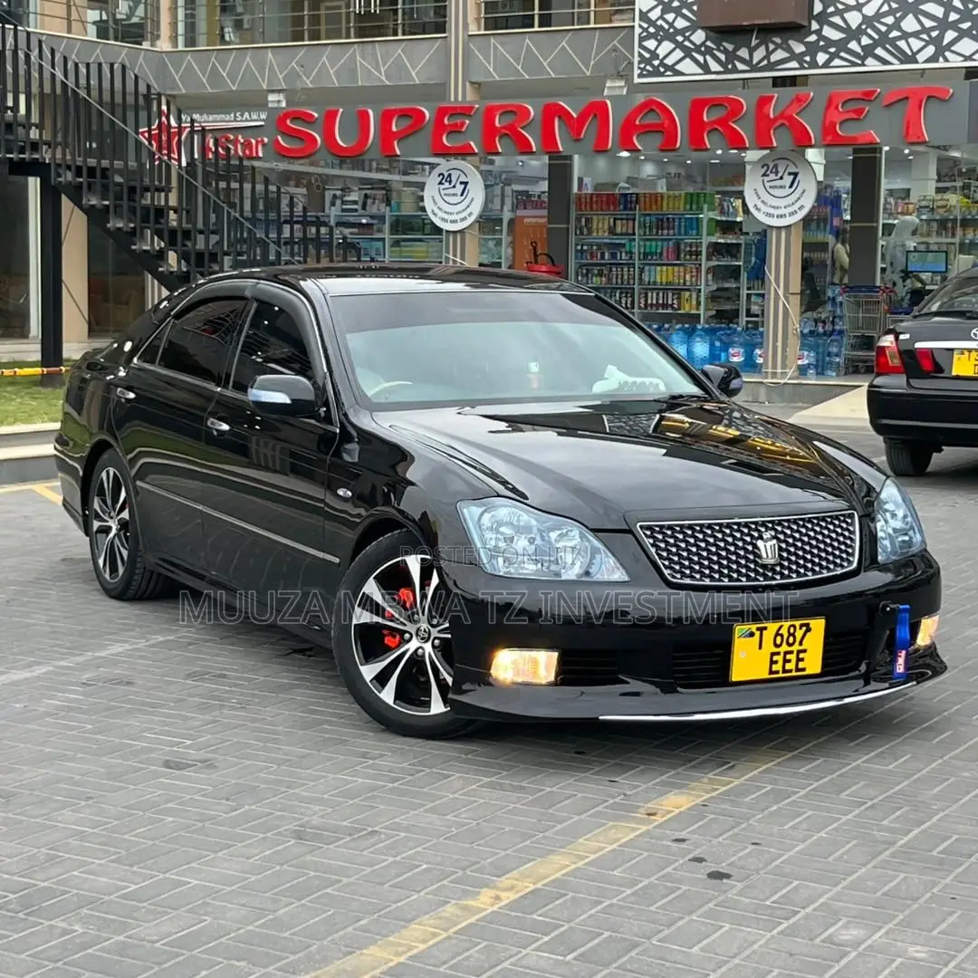 Toyota Crown 2006 Black
