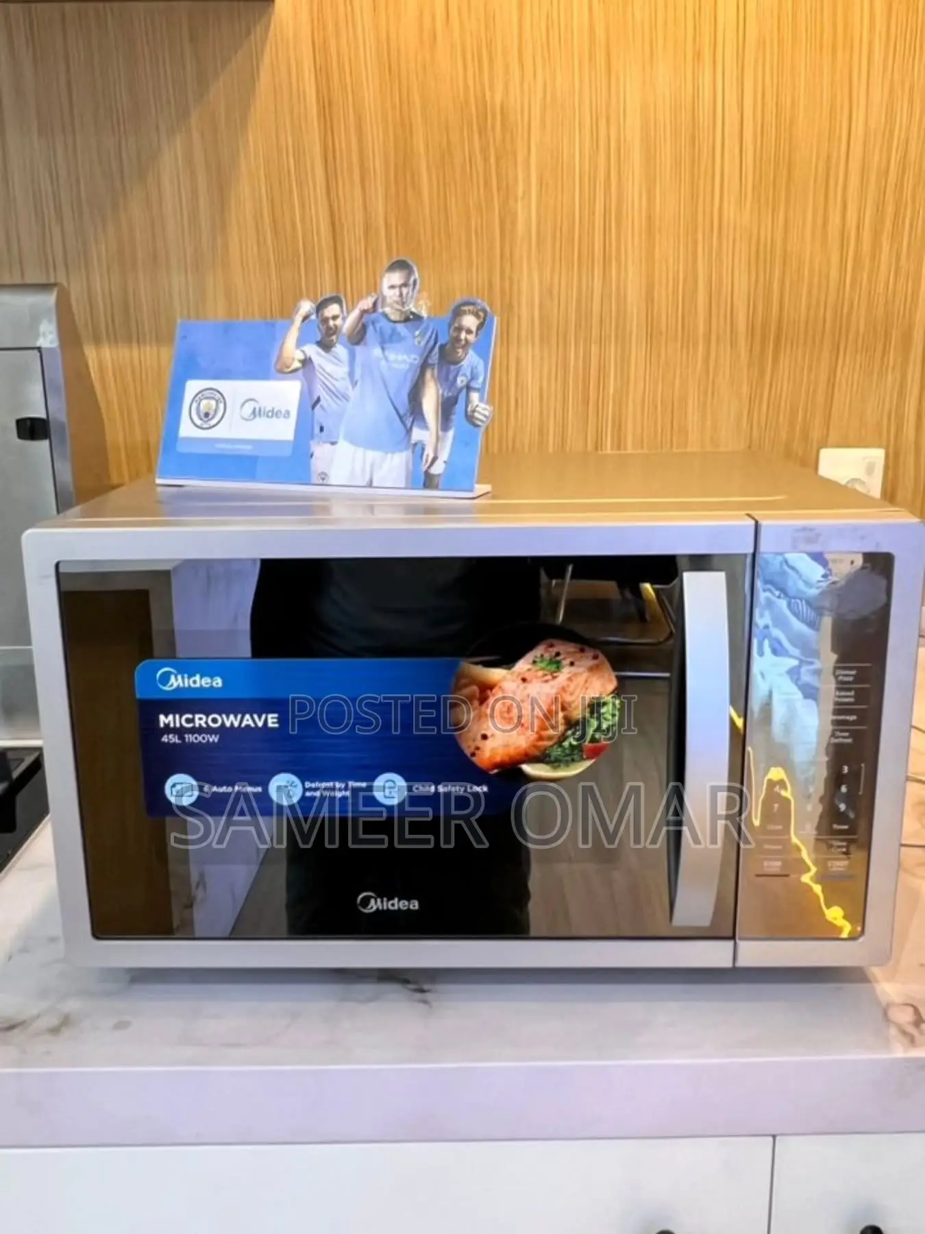 Midea Microwave Oven