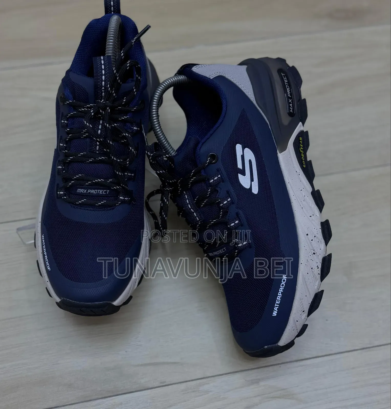 New Sketchers Og Sneakers 
