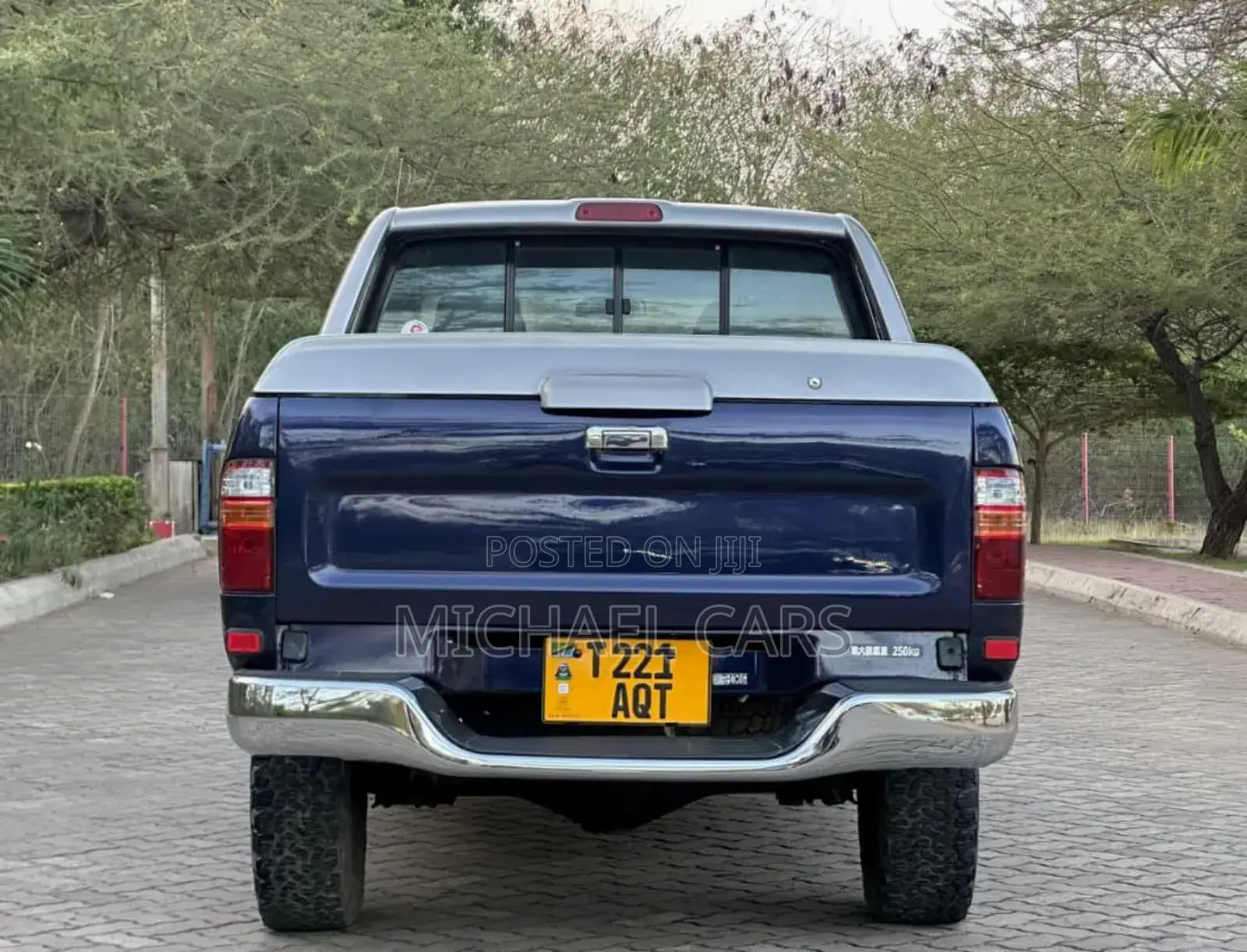 Toyota Hilux 1998 Blue