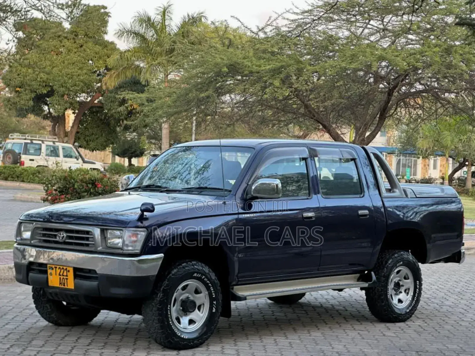 Toyota Hilux 1998 Blue
