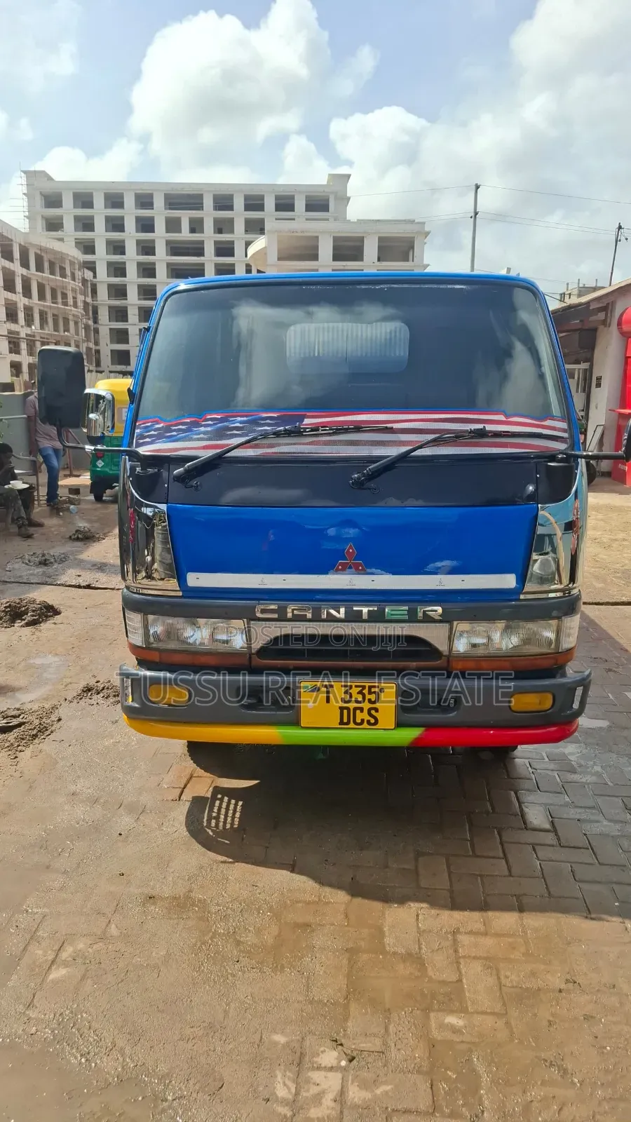 Mitsubishi Canter 4d33
