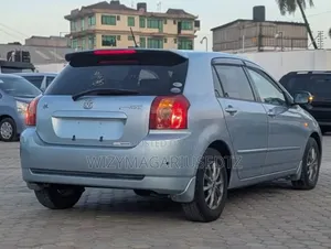Toyota Corolla RunX 2005 Blue