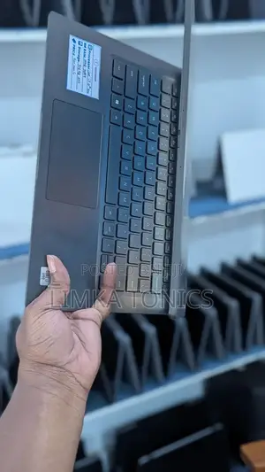 New Laptop Dell 16GB Intel Core I7 SSD 512GB