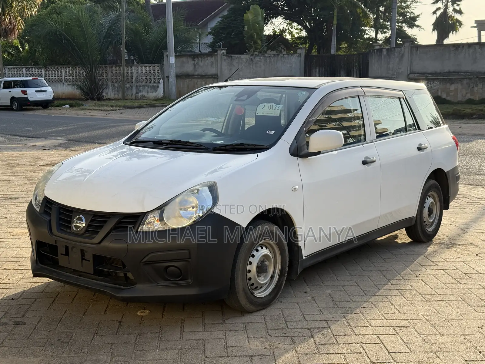 Nissan Advan 2016 White