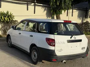 Nissan Advan 2016 White