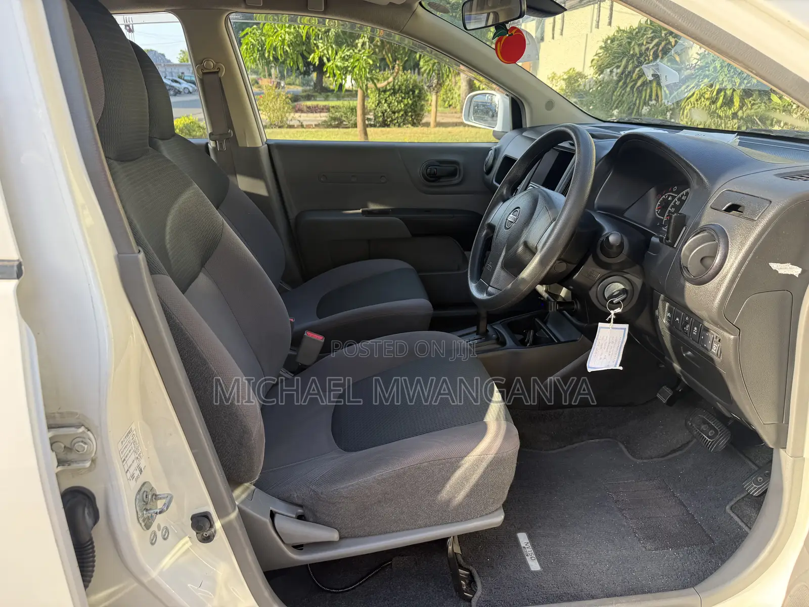 Nissan Advan 2016 White