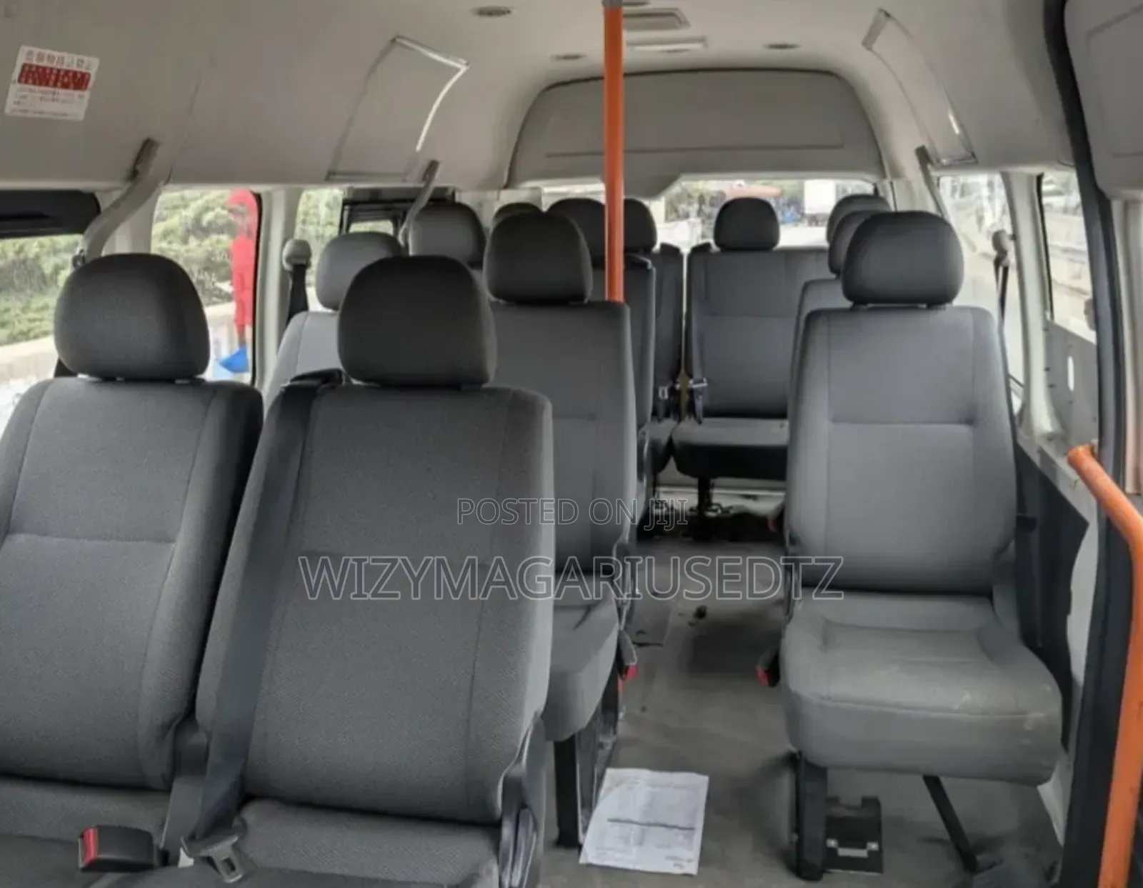 Toyota Quantum 2015 White