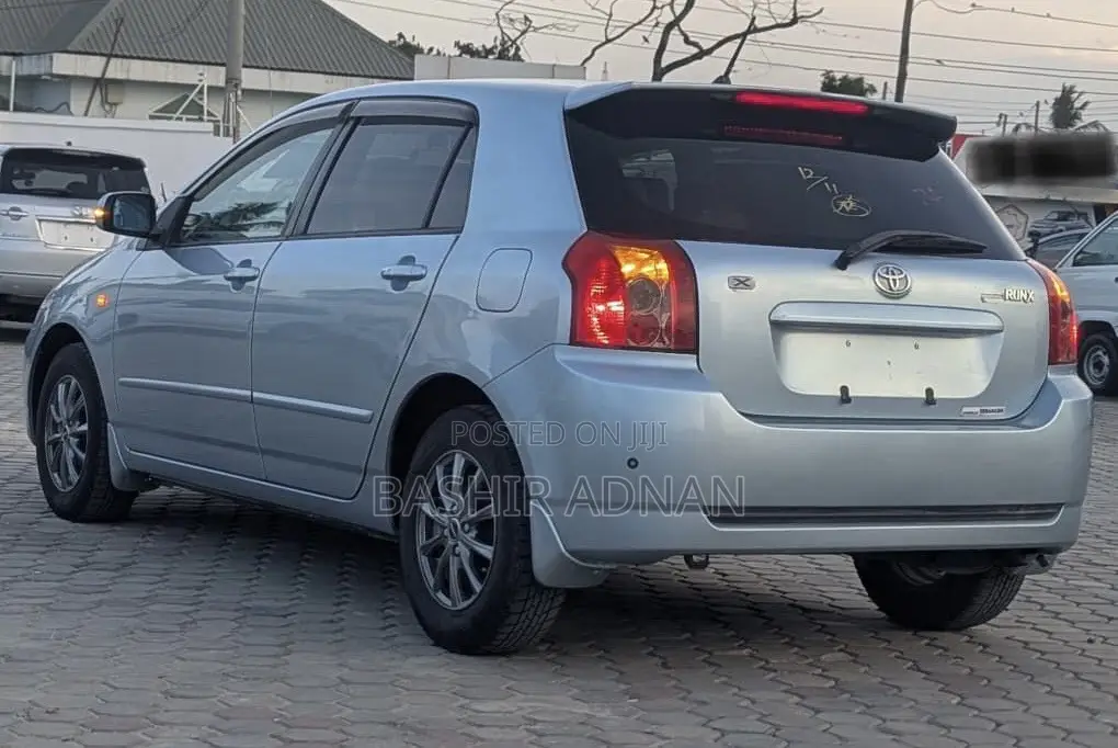 Toyota Corolla RunX 1.5 X FWD 2005 Silver
